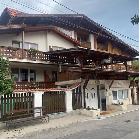 Family Hotel Zdravets Σόφια Εξωτερικό φωτογραφία