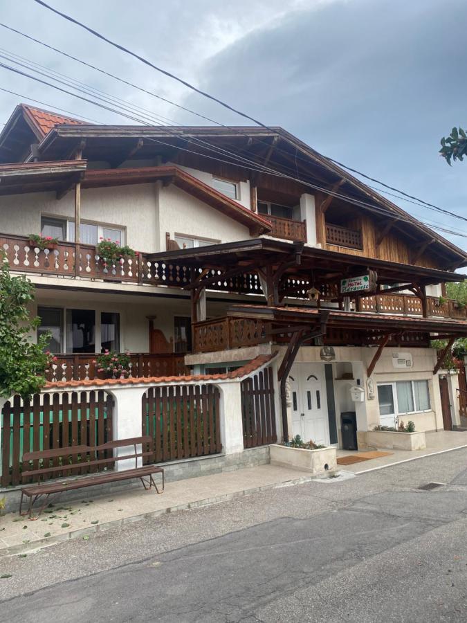 Family Hotel Zdravets Σόφια Εξωτερικό φωτογραφία